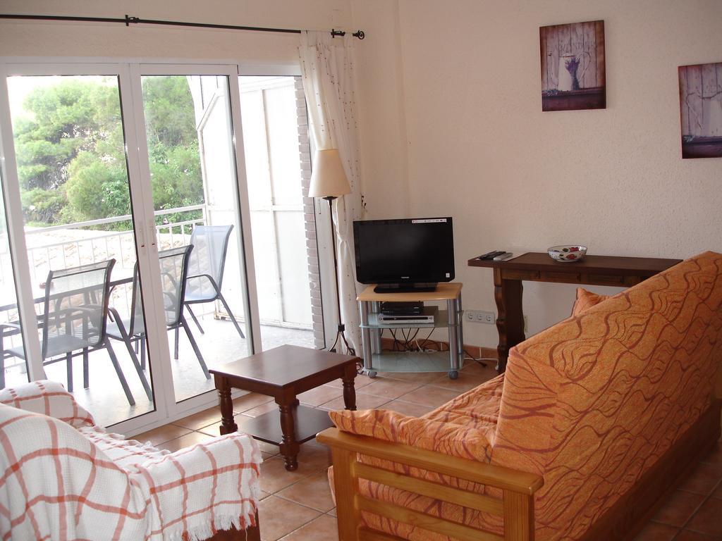 Aries - Zand Properties เบนิดอร์ม ภายนอก รูปภาพ